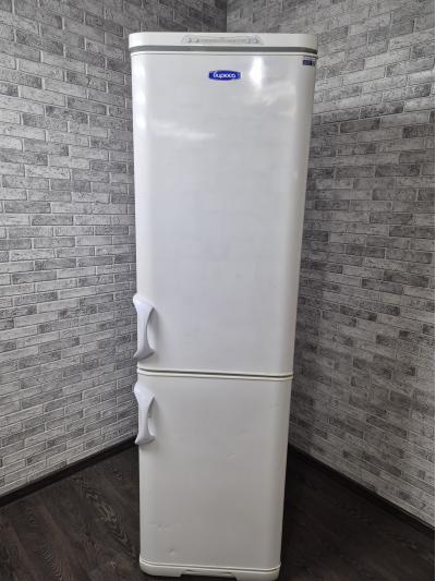 Холодильник БИРЮСА 129 RS Холодильник БИРЮСА 129 RS